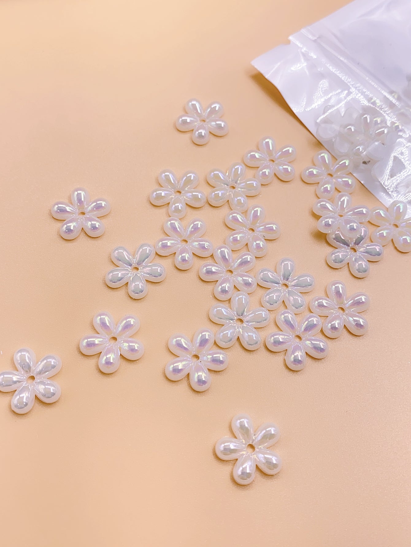 ABS imitation pearl acrylic petal flower imitation shell bright color flat flat straight hole patch diy hair accessories material