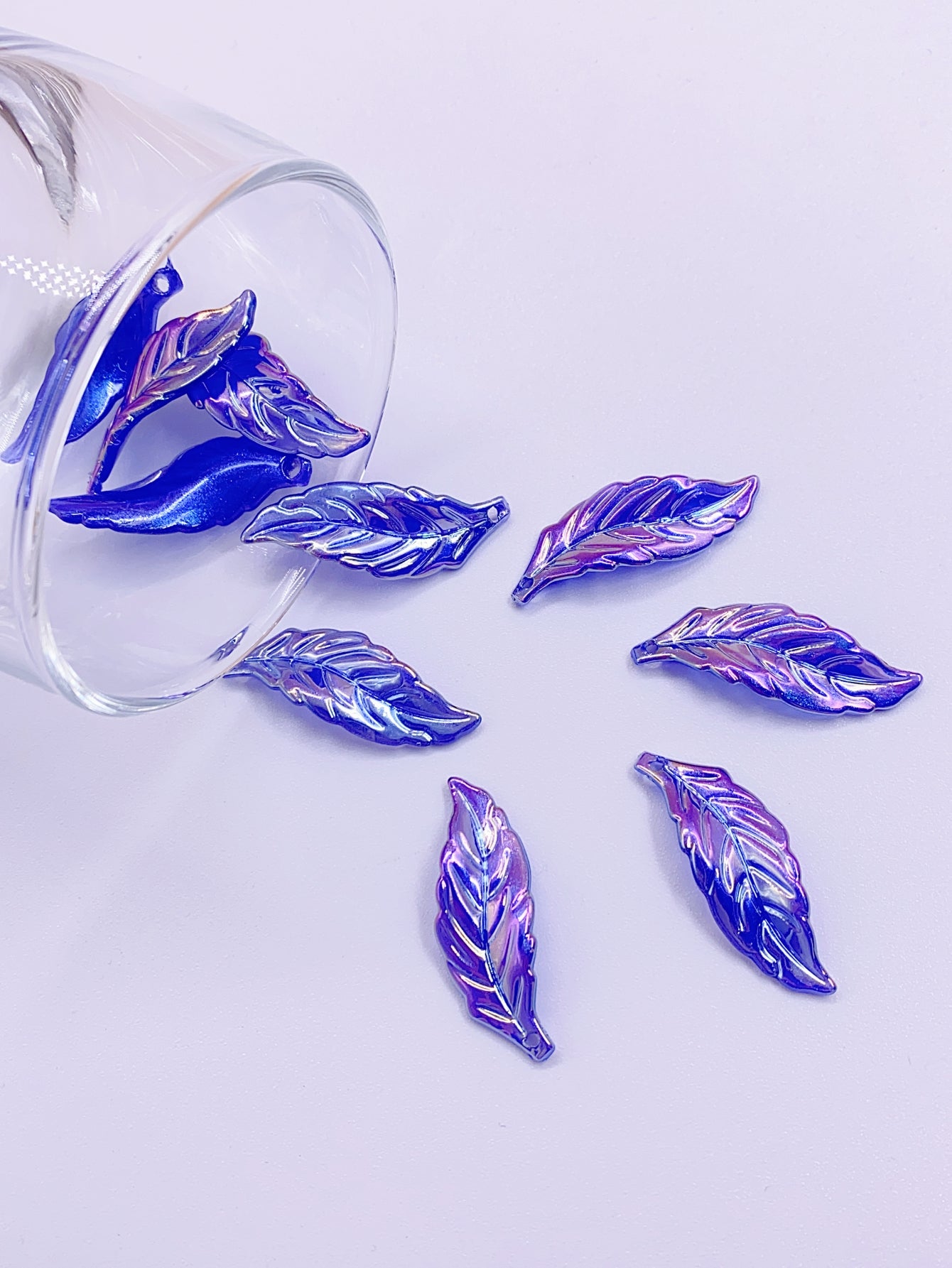 Transparent star color quicksand DIY handmade new material jewelry accessories beaded acrylic hanging hole leaf loose beads