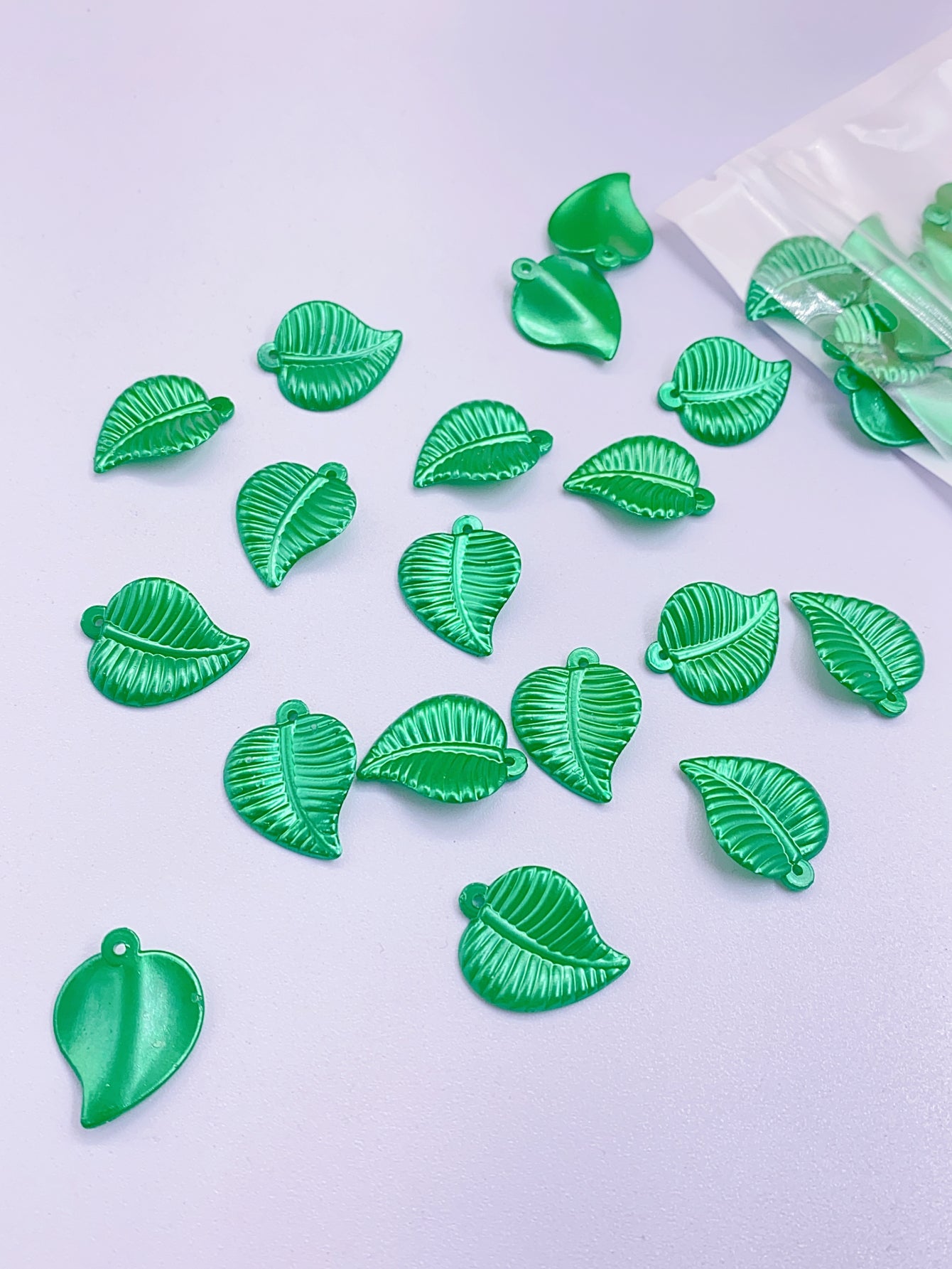 Explosive artificial petal lucky handmade material Petal petal core piece abs beaded pendant patch diy clothing jewelry beaded material